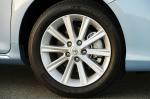 Toyota Camry Hybrid 2013 года